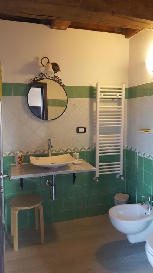 B&B La Taverna Degli Angeli Vezzi Portio Zewnętrze zdjęcie