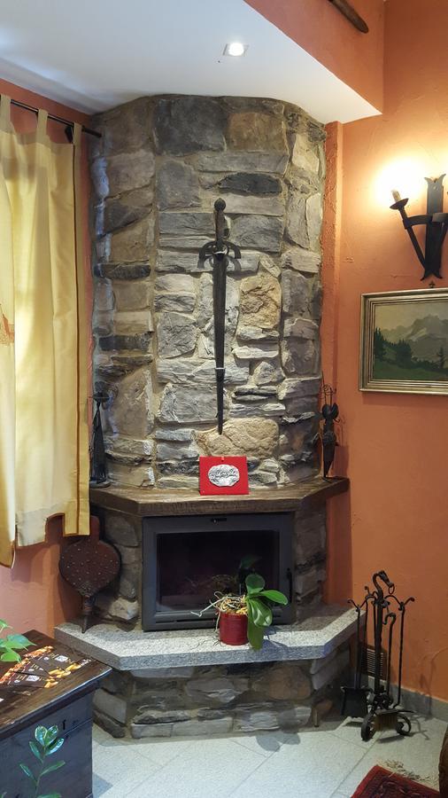 B&B La Taverna Degli Angeli Vezzi Portio Zewnętrze zdjęcie